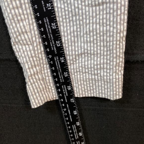 LOFT Womens Pants White Gray Striped Seersucker Cropped Ankle Cotton Blend 8 - Picture 9 of 14